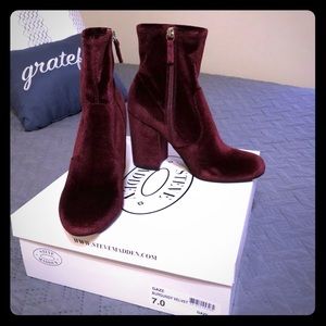 Steve Madden Gaze Boots